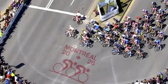 Special event traffic management supporting a large cycling event with safe road closures and crowd control